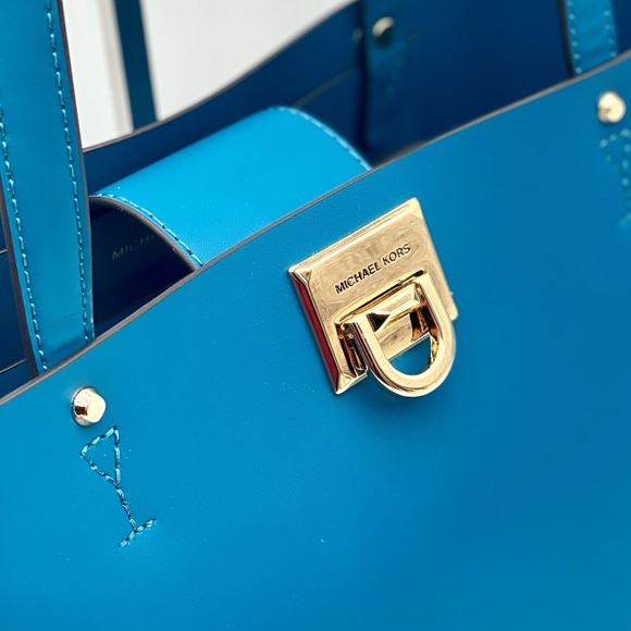 Michael Kors Manhattan Large Tote Lagoon - Picture 4 of 13